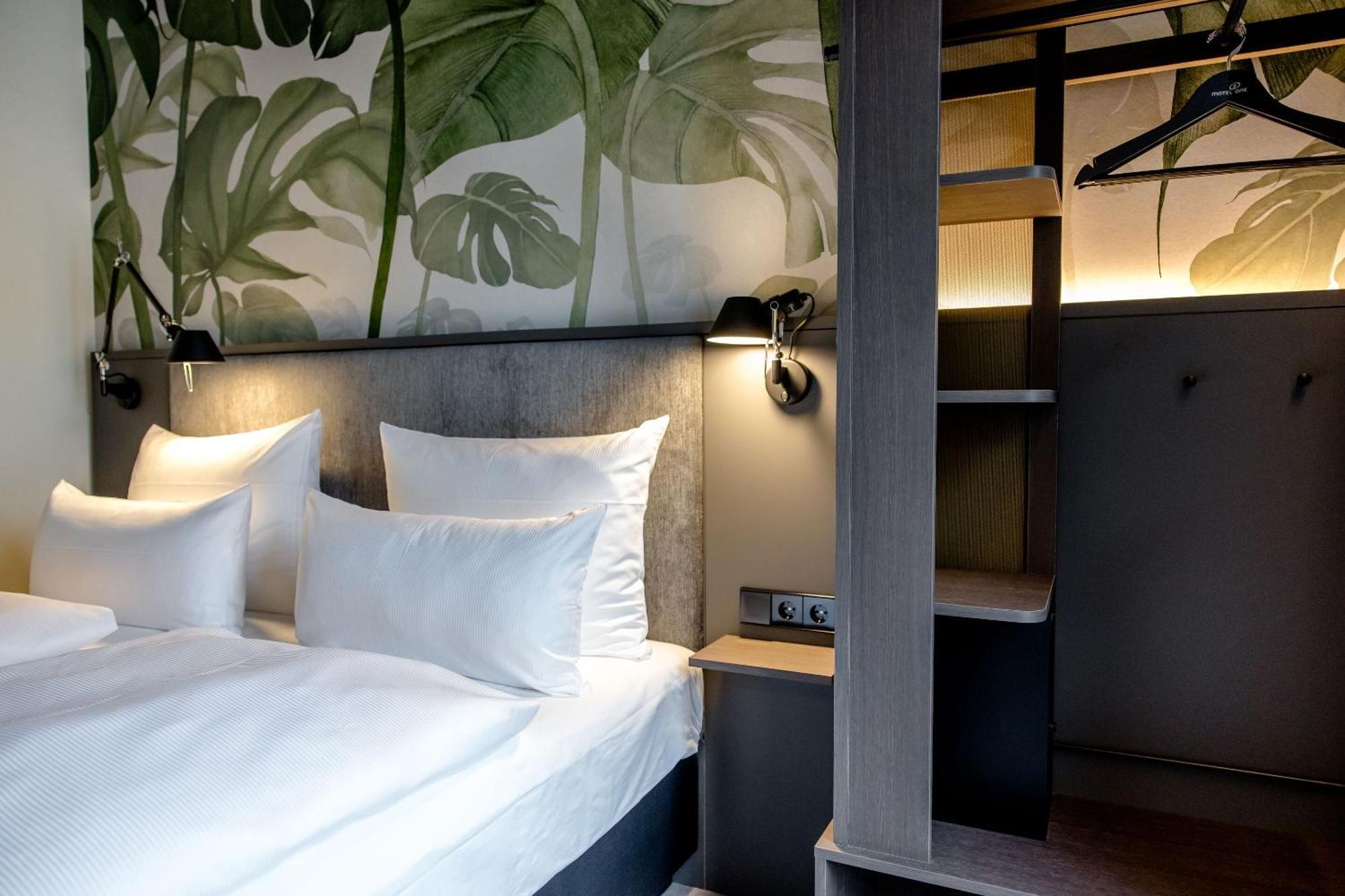 Motel One Muenchen Hauptbahnhof Buitenkant foto
